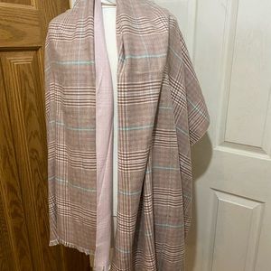 Cara NY Plaid Wrap